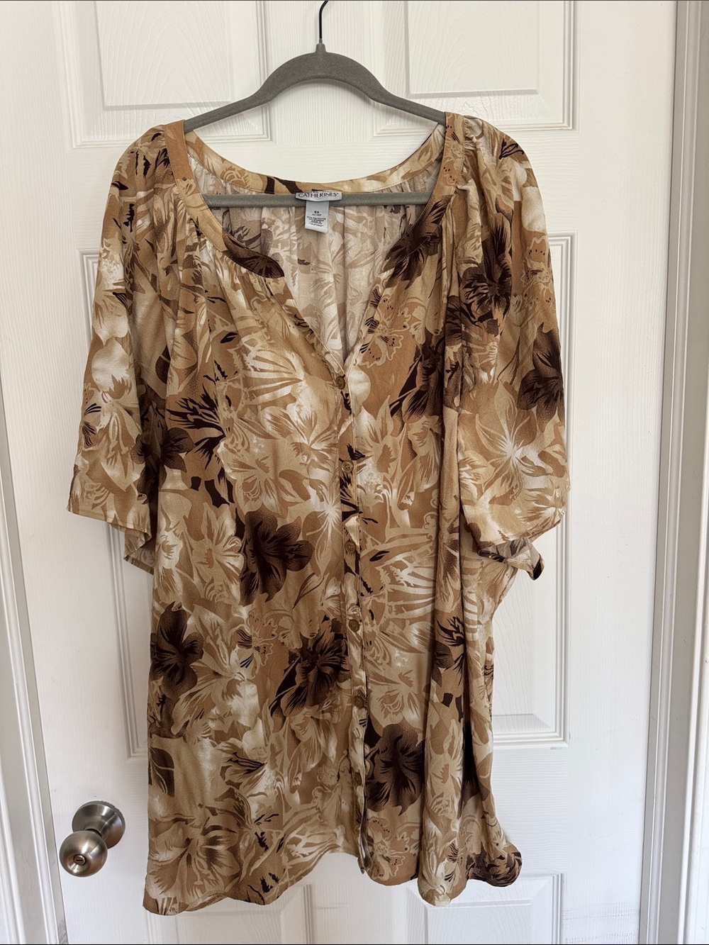 Maggie Barnes Tan and Brown Floral Button-Down Blouse